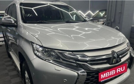 Mitsubishi Pajero Sport III рестайлинг, 2020 год, 2 850 000 рублей, 7 фотография