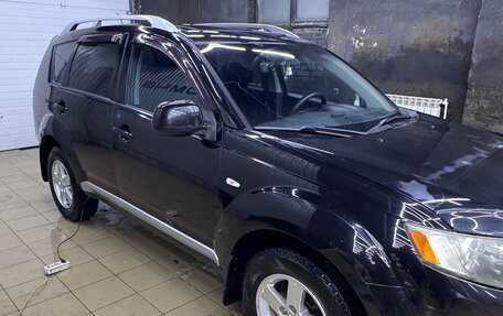 Mitsubishi Outlander III рестайлинг 3, 2008 год, 800 000 рублей, 3 фотография