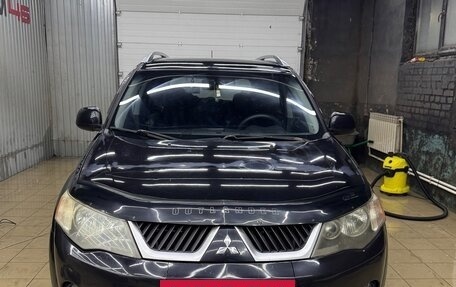 Mitsubishi Outlander III рестайлинг 3, 2008 год, 800 000 рублей, 2 фотография