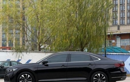 Volkswagen Passat B8 рестайлинг, 2021 год, 2 000 000 рублей, 5 фотография