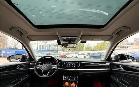 Volkswagen Passat B8 рестайлинг, 2021 год, 2 000 000 рублей, 8 фотография