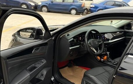 Volkswagen Passat B8 рестайлинг, 2021 год, 2 000 000 рублей, 13 фотография