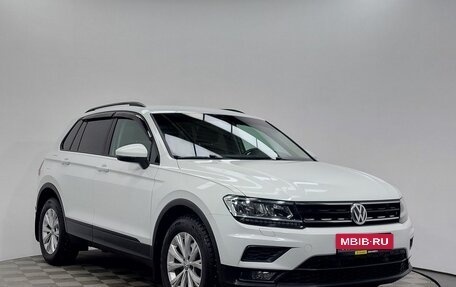 Volkswagen Tiguan II, 2020 год, 2 499 000 рублей, 3 фотография