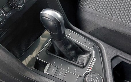 Volkswagen Tiguan II, 2020 год, 2 499 000 рублей, 14 фотография