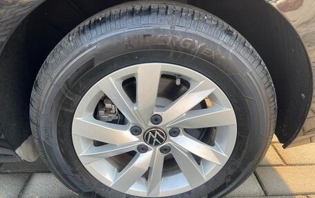 Volkswagen Passat B8 рестайлинг, 2021 год, 2 000 000 рублей, 13 фотография