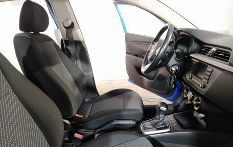 KIA Rio IV, 2018 год, 1 449 000 рублей, 26 фотография