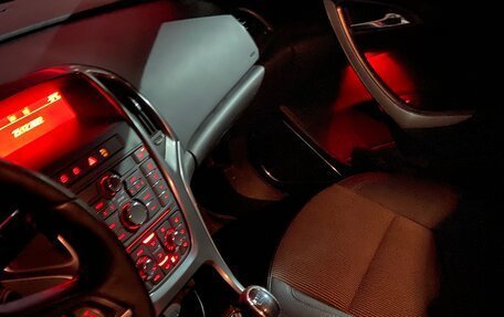 Opel Astra J, 2011 год, 530 000 рублей, 6 фотография