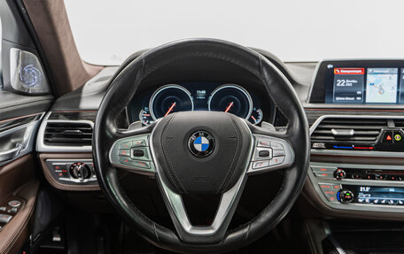 BMW 7 серия, 2018 год, 4 190 000 рублей, 16 фотография