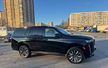 Cadillac Escalade V, 2023 год, 15 000 000 рублей, 2 фотография