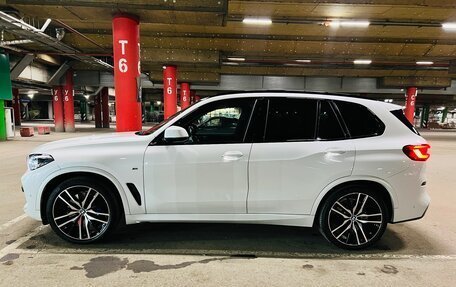 BMW X5, 2019 год, 7 750 000 рублей, 2 фотография