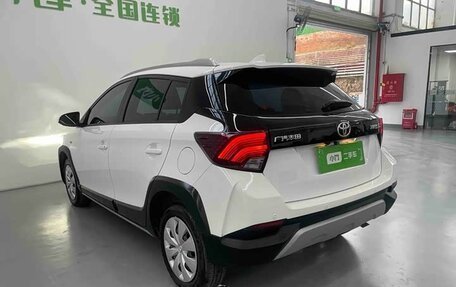 Toyota Yaris XP150 рестайлинг, 2021 год, 1 300 000 рублей, 6 фотография