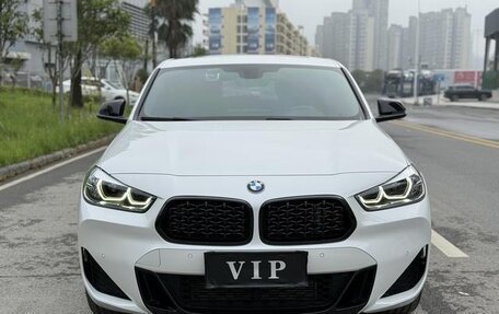 BMW X2, 2022 год, 1 850 000 рублей, 2 фотография