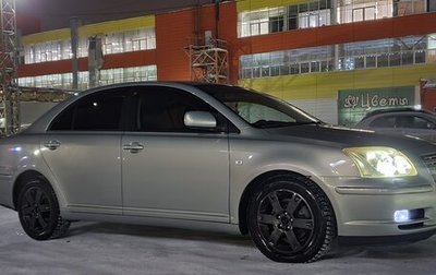 Toyota Avensis III рестайлинг, 2005 год, 900 000 рублей, 1 фотография