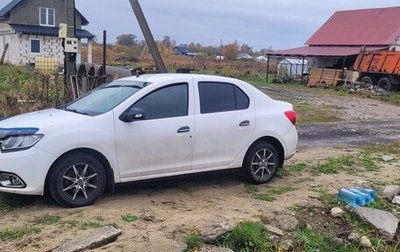 Renault Logan II, 2018 год, 650 000 рублей, 1 фотография