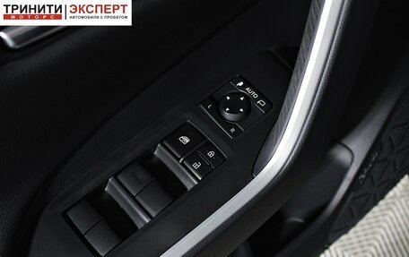 Toyota RAV4, 2025 год, 4 540 000 рублей, 26 фотография