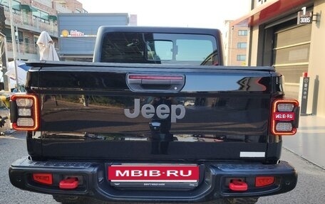 Jeep Gladiator, 2022 год, 6 300 000 рублей, 3 фотография