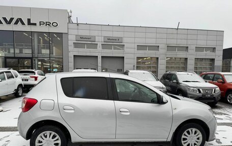 Renault Sandero II рестайлинг, 2017 год, 516 000 рублей, 4 фотография