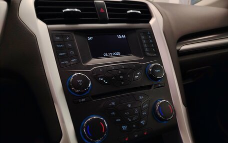 Ford Mondeo V, 2016 год, 1 675 000 рублей, 13 фотография