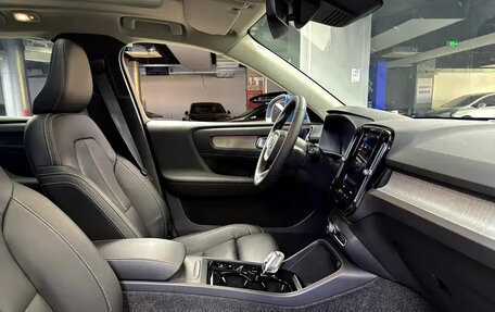 Volvo XC40 I, 2023 год, 3 648 027 рублей, 13 фотография