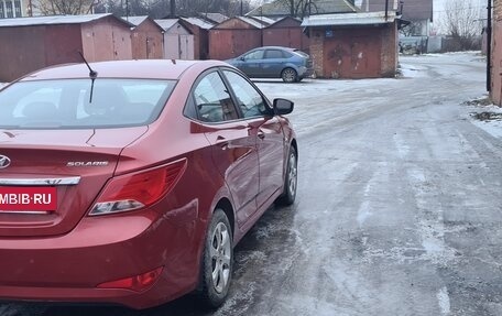 Hyundai Solaris II рестайлинг, 2015 год, 940 000 рублей, 6 фотография