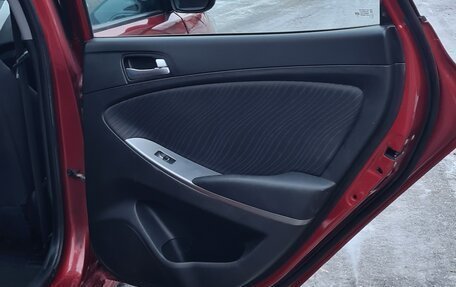 Hyundai Solaris II рестайлинг, 2015 год, 940 000 рублей, 14 фотография