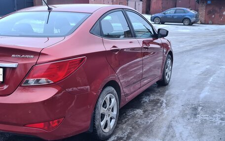 Hyundai Solaris II рестайлинг, 2015 год, 940 000 рублей, 31 фотография