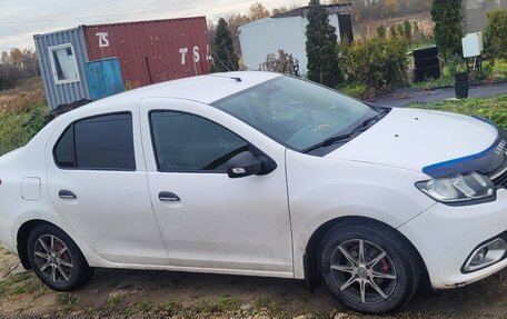 Renault Logan II, 2018 год, 650 000 рублей, 3 фотография