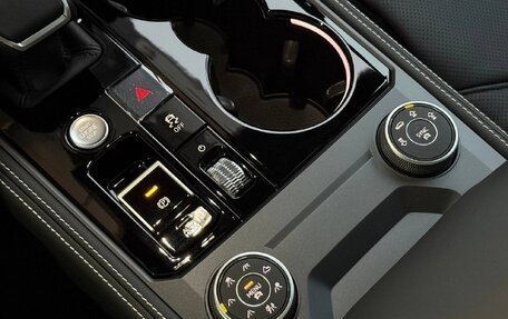 Volkswagen Touareg III, 2025 год, 12 300 000 рублей, 12 фотография