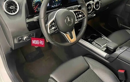 Mercedes-Benz B-Класс, 2022 год, 2 050 000 рублей, 9 фотография