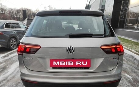 Volkswagen Tiguan II, 2020 год, 2 790 000 рублей, 4 фотография