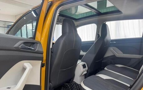 Volkswagen T-Cross I, 2021 год, 1 280 000 рублей, 14 фотография