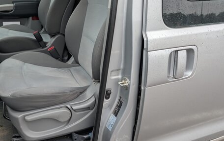 Hyundai H-1 II рестайлинг, 2015 год, 2 350 000 рублей, 37 фотография