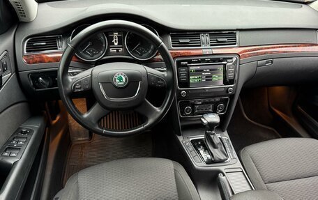 Skoda Superb III рестайлинг, 2012 год, 1 179 000 рублей, 6 фотография