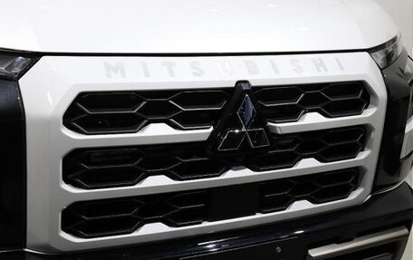 Mitsubishi Triton, 2025 год, 6 250 000 рублей, 9 фотография