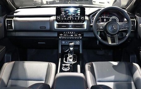 Mitsubishi Triton, 2025 год, 6 250 000 рублей, 13 фотография