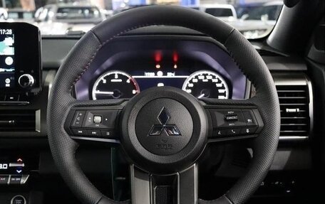 Mitsubishi Triton, 2025 год, 6 250 000 рублей, 14 фотография