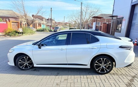 Toyota Camry, 2020 год, 3 380 000 рублей, 4 фотография