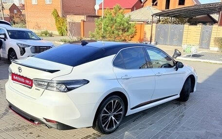 Toyota Camry, 2020 год, 3 380 000 рублей, 3 фотография