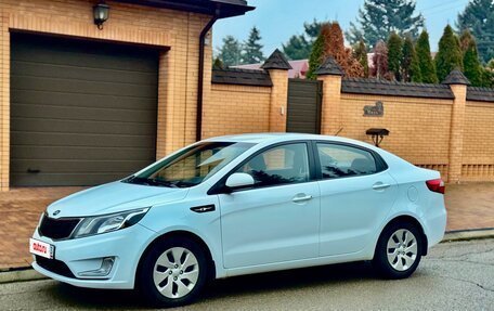 KIA Rio III рестайлинг, 2014 год, 735 000 рублей, 2 фотография