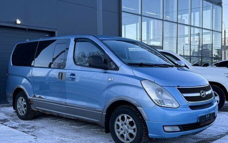 Hyundai Grand Starex Grand Starex I рестайлинг 2, 2010 год, 670 000 рублей, 2 фотография