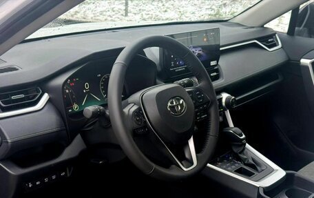 Toyota RAV4, 2025 год, 4 390 000 рублей, 16 фотография