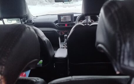 Toyota Raize I, 2021 год, 1 635 000 рублей, 3 фотография