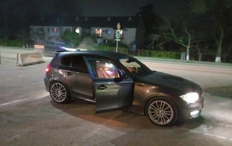 BMW 1 серия, 2008 год, 1 300 000 рублей, 7 фотография