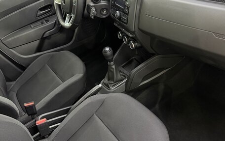 Renault Duster, 2022 год, 2 050 000 рублей, 6 фотография