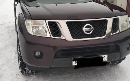 Nissan Navara (Frontier), 2013 год, 2 200 000 рублей, 4 фотография