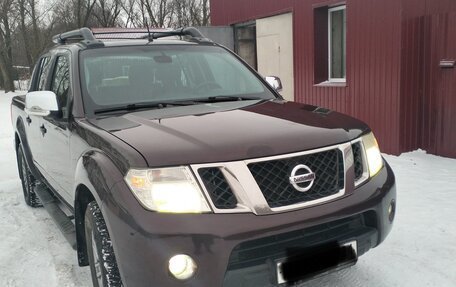 Nissan Navara (Frontier), 2013 год, 2 200 000 рублей, 9 фотография