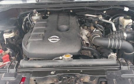 Nissan Navara (Frontier), 2013 год, 2 200 000 рублей, 15 фотография