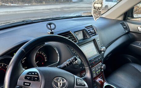 Toyota Highlander III, 2011 год, 2 200 000 рублей, 14 фотография