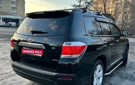Toyota Highlander III, 2011 год, 2 200 000 рублей, 4 фотография