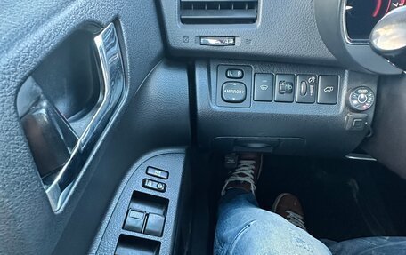 Toyota Highlander III, 2011 год, 2 200 000 рублей, 22 фотография